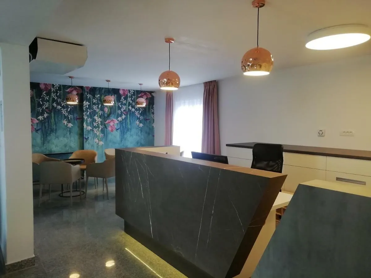 Hotel Beni Vrsi 3*,  Kroatien
