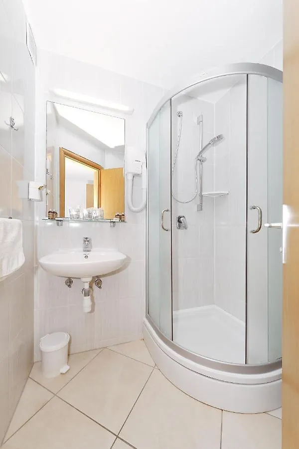 Hotel Beni Vrsi